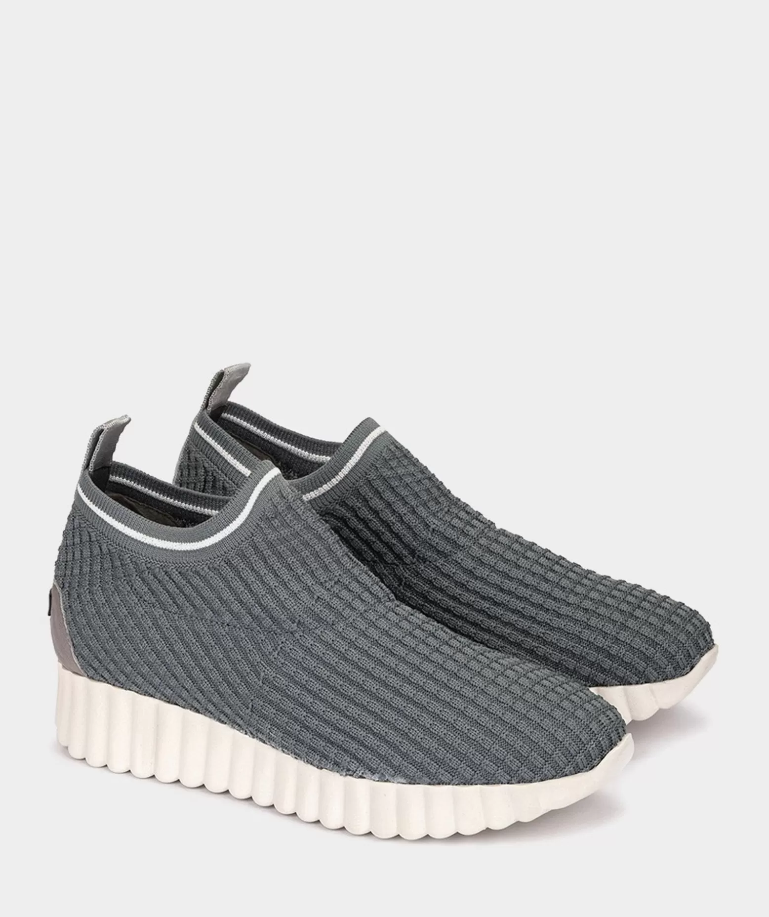 baskets_chaussettes_en_tissu_avec_detail_brillant_sur_la_cheville_2.webp Pedro Miralles Baskets Chaussettes En Tissu Avec Detail Brillant Sur La Cheville