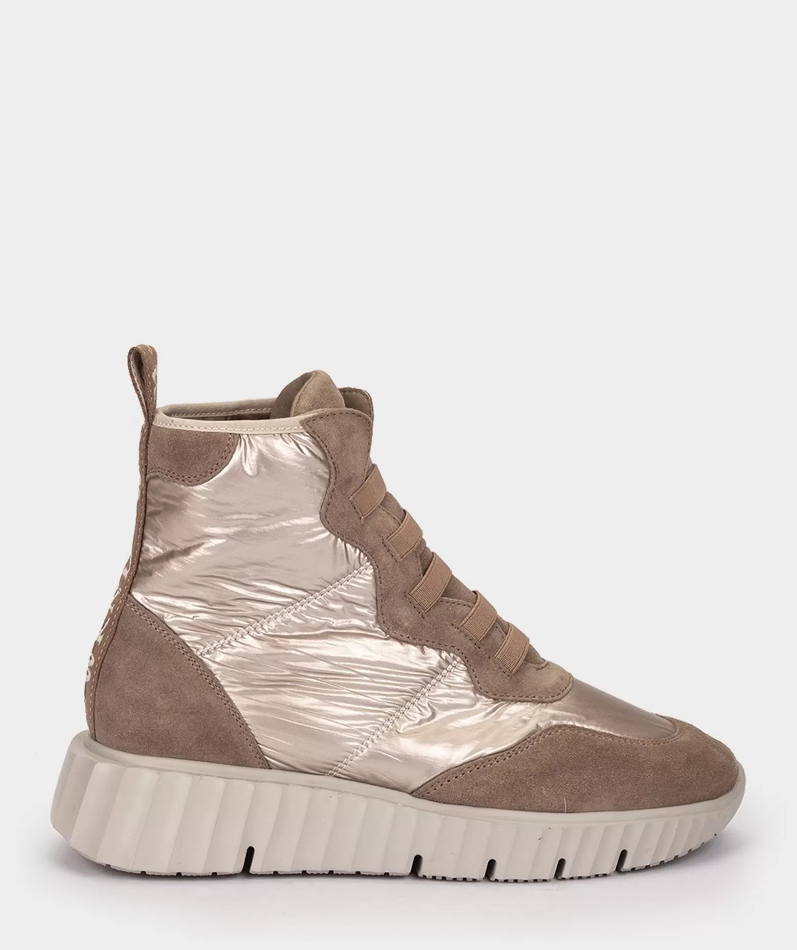 bottes_de_sport_en_croute_de_cuir_et_tissu_de_couleur_beige_0.webp Pedro Miralles Bottes De Sport En Croute De Cuir Et Tissu De Couleur Beige