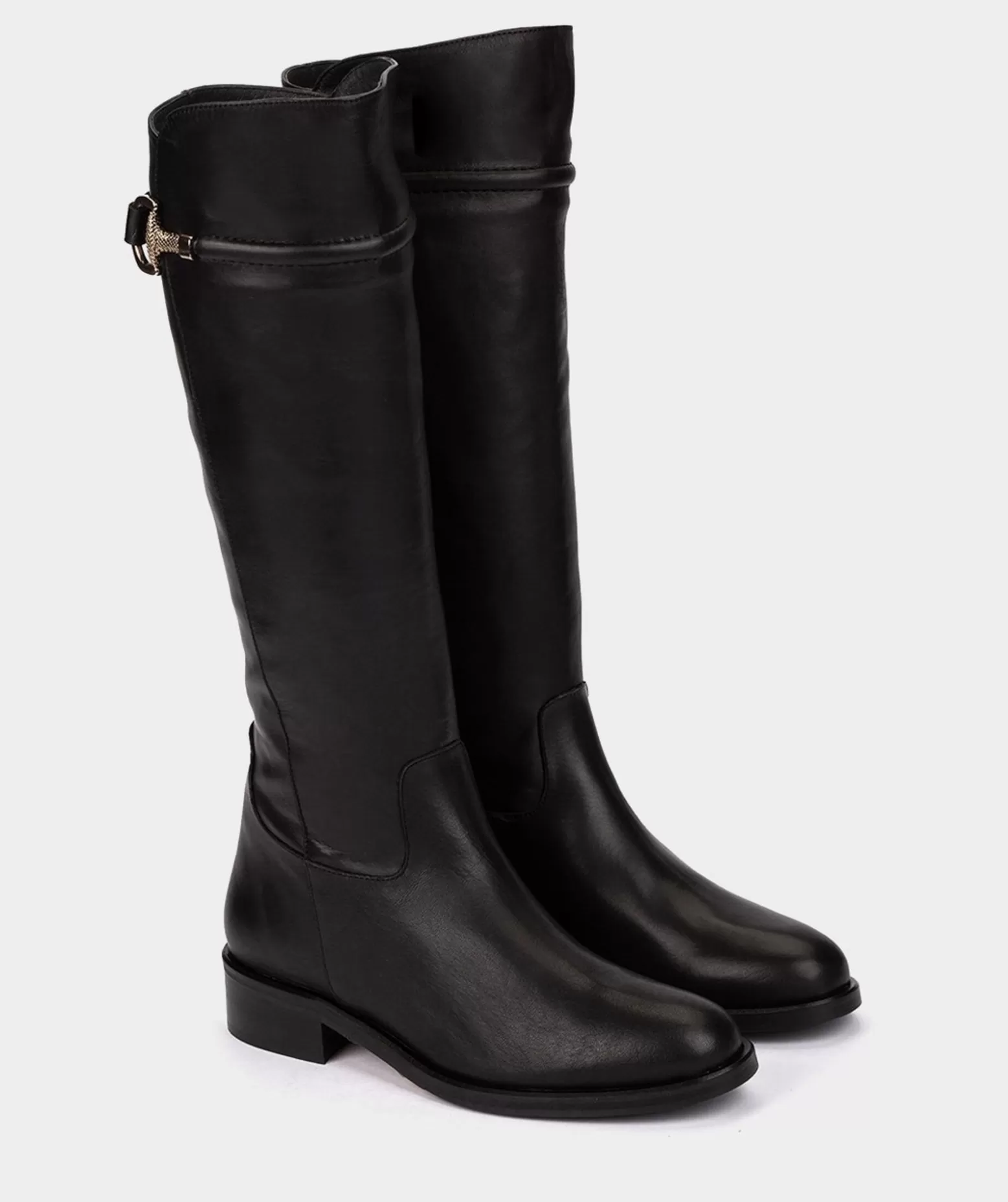 bottes_montantes_en_cuir_noir_inspirees_des_bottes_dequitation_classiques_2.webp Pedro Miralles Bottes Montantes En Cuir Noir, Inspirees Des Bottes D'Equitation Classiques.
