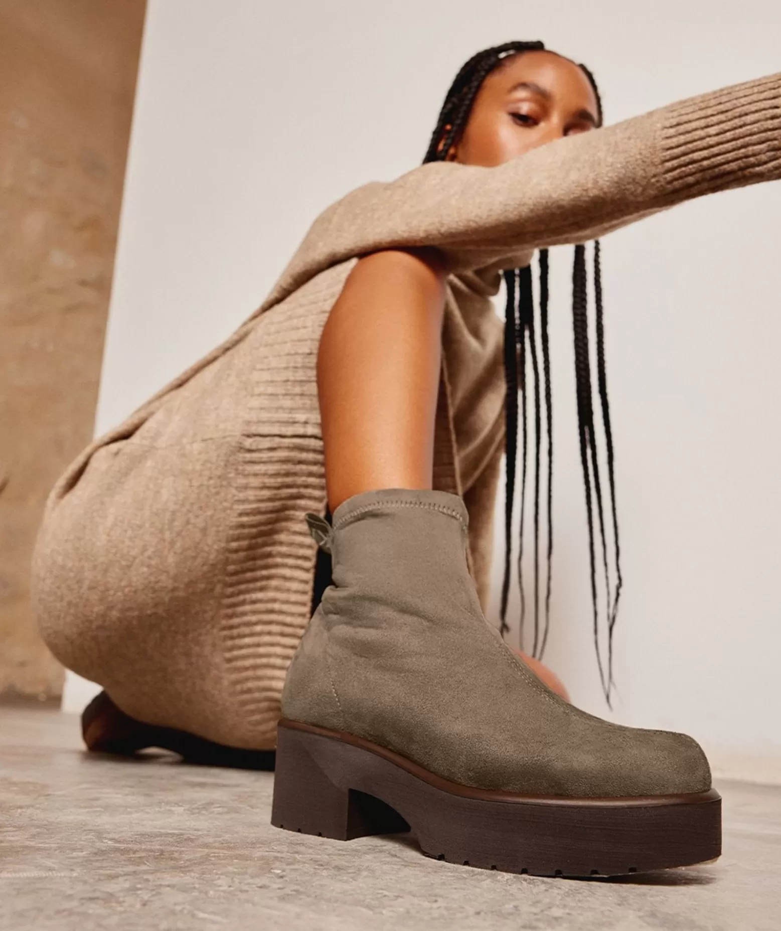 Pedro Miralles Bottines En Tissu Extensible A Effet Daim De Couleur Taupe