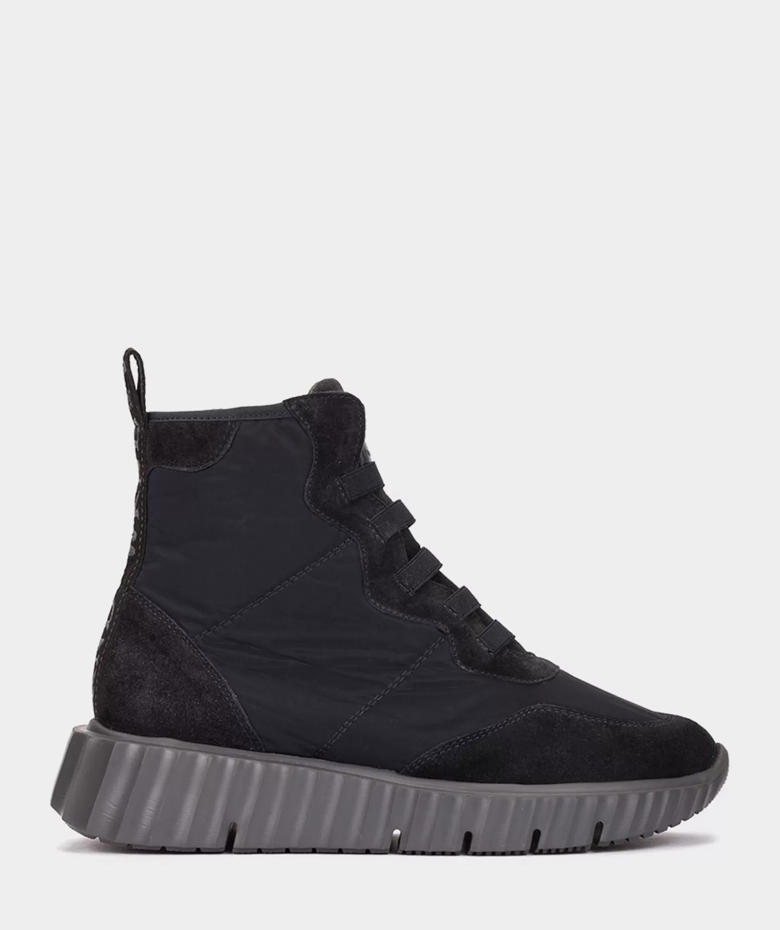 bottines_sportives_en_croute_de_cuir_et_tissu_de_couleur_bleu_marine_0.webp Pedro Miralles Bottines Sportives En Croute De Cuir Et Tissu De Couleur Bleu Marine