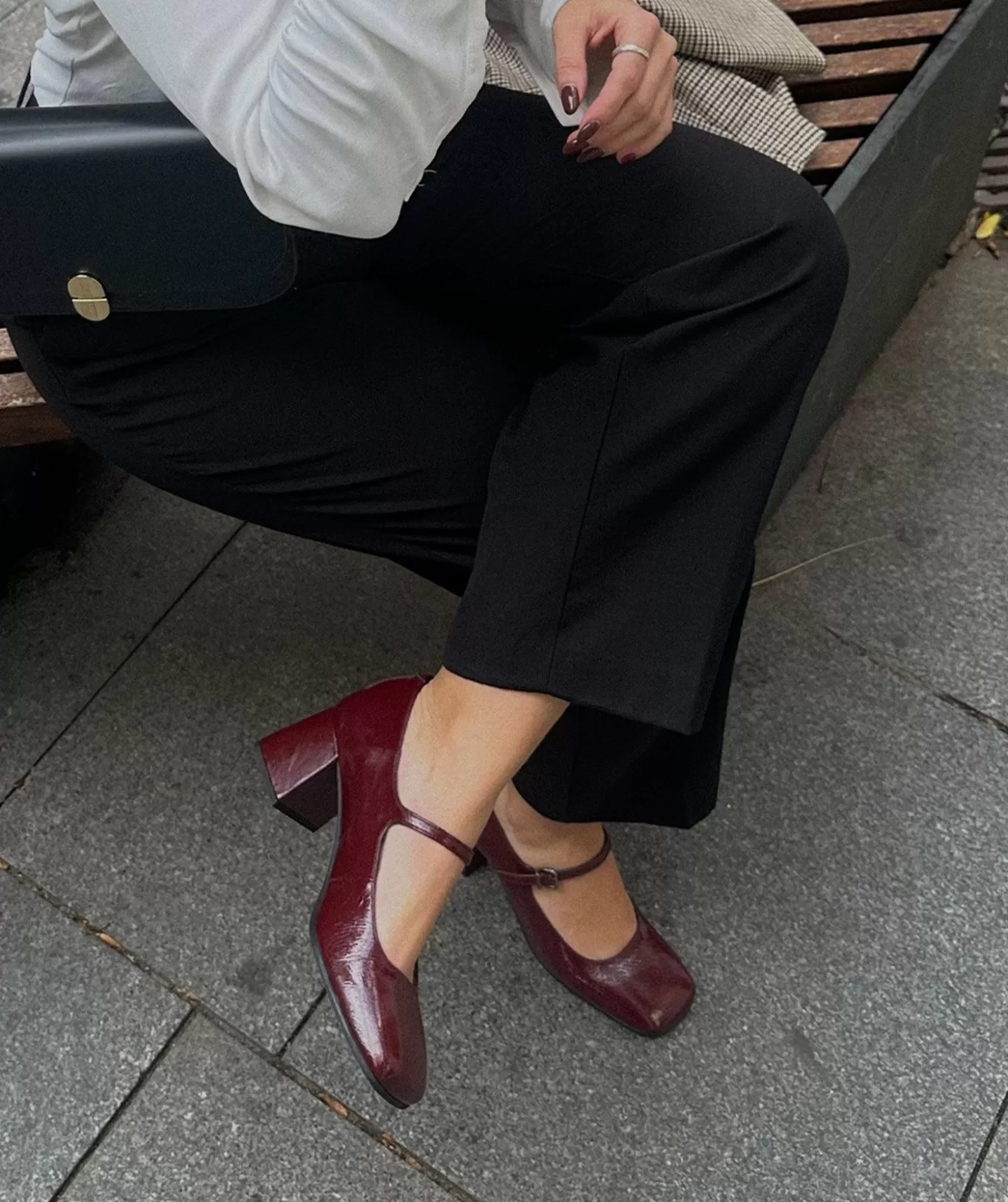 Pedro Miralles Chaussures A Talons Hauts En Cuir Verni De Couleur Vin