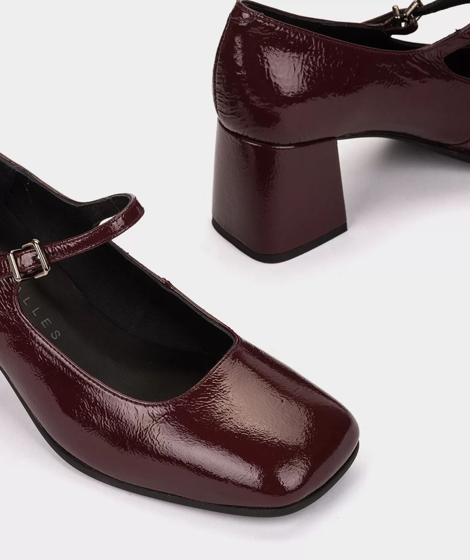 Pedro Miralles Chaussures A Talons Hauts En Cuir Verni De Couleur Vin