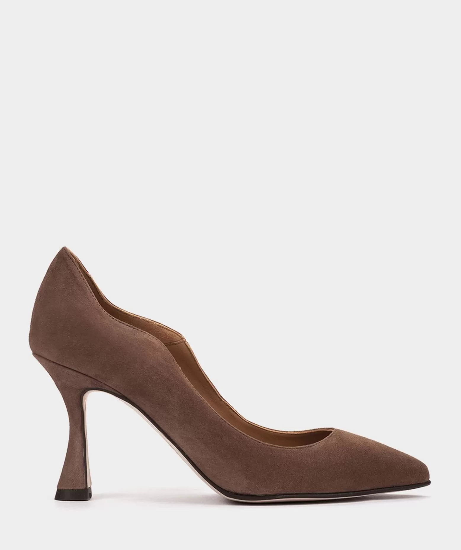 Pedro Miralles Chaussures En Daim De Couleur Nude Avec Un Bout Pointu Et Des Talons Fins