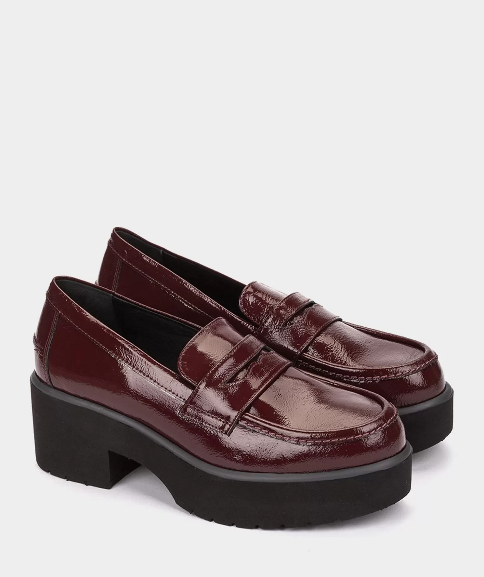 Pedro Miralles Mocassins En Cuir Verni Couleur Vin